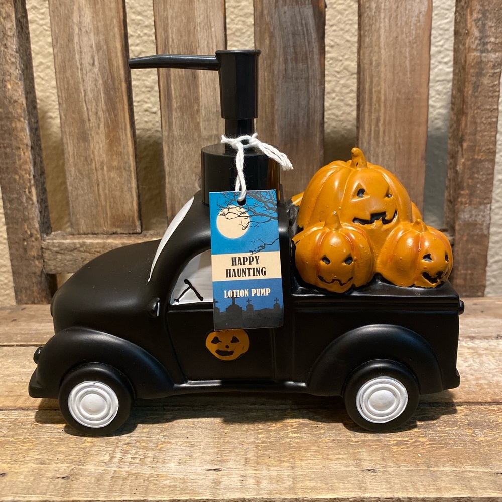 Halloween Pumpkin Truck Soap Dispenser, Halloween Lotion Pump, Farmhouse Truck